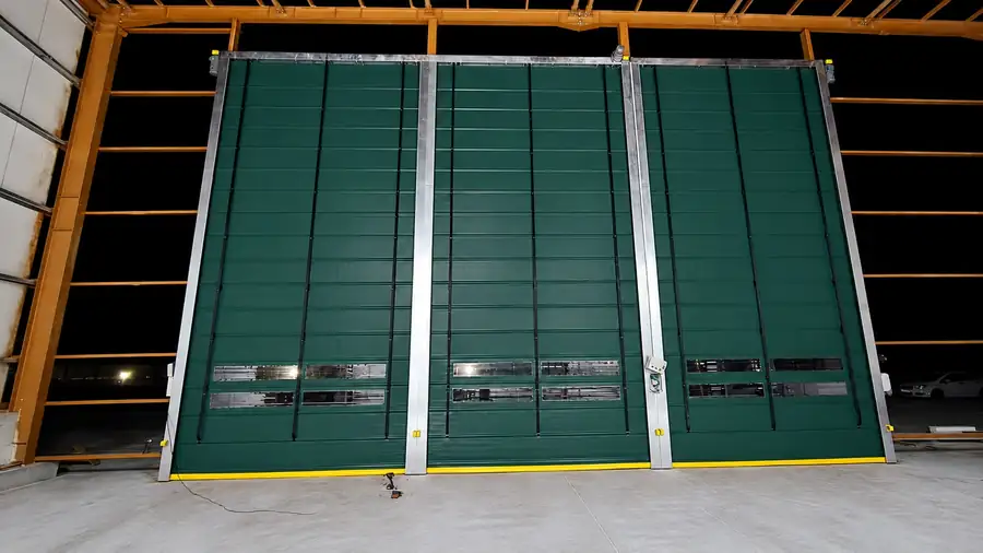 Katlanır Branda Kapı hangar tipi geniş açıklık uygulaması